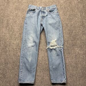 Levis Premium 501 Jeans Womens 26x26 Blue Cropped Straight Button Fly Distressed